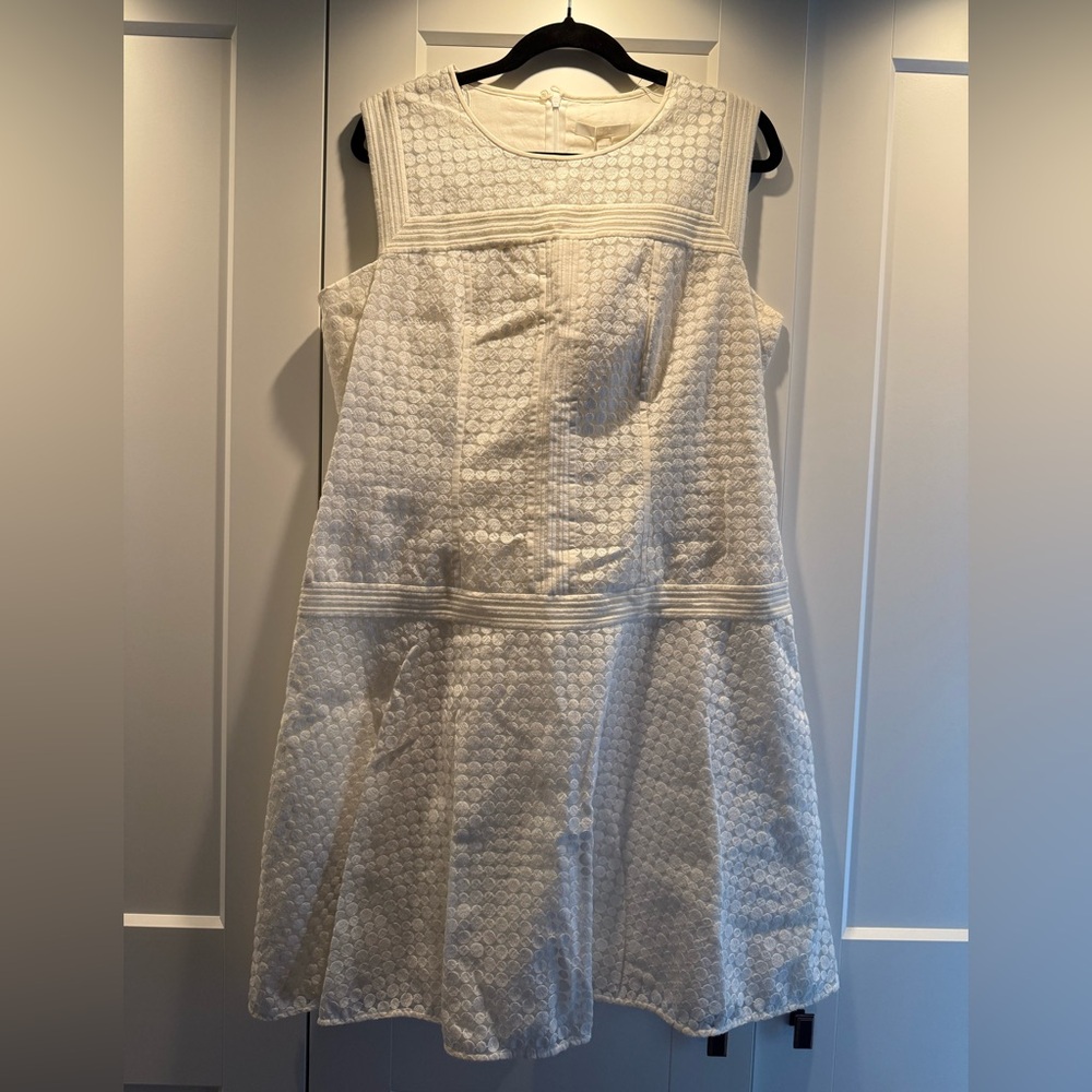 Elegant White Hugo Boss Sleeveless Dress. New with tags. Size 12.